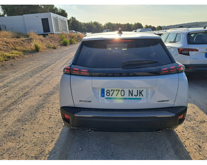 PEUGEOT 2008