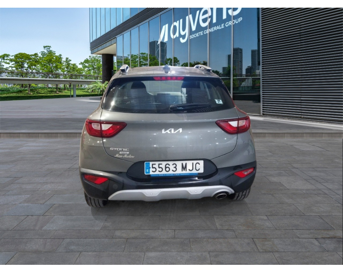 KIA STONIC