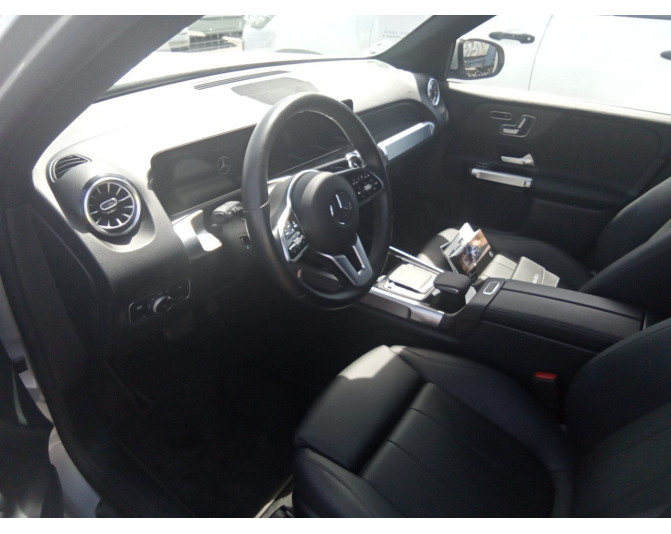 MERCEDES GLB