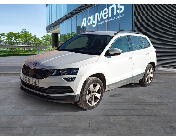 Renting cocheSKODA KAROQ