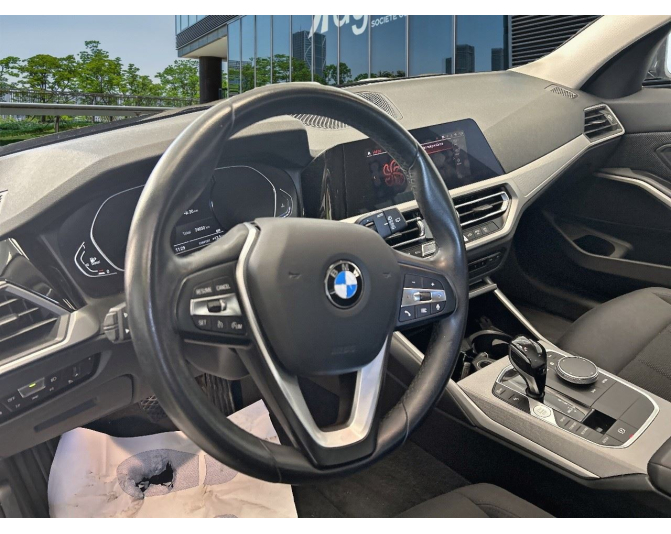 BMW SERIES 3