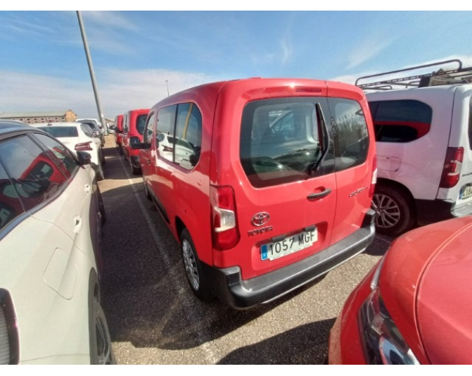 TOYOTA PROACE CITY VERSO