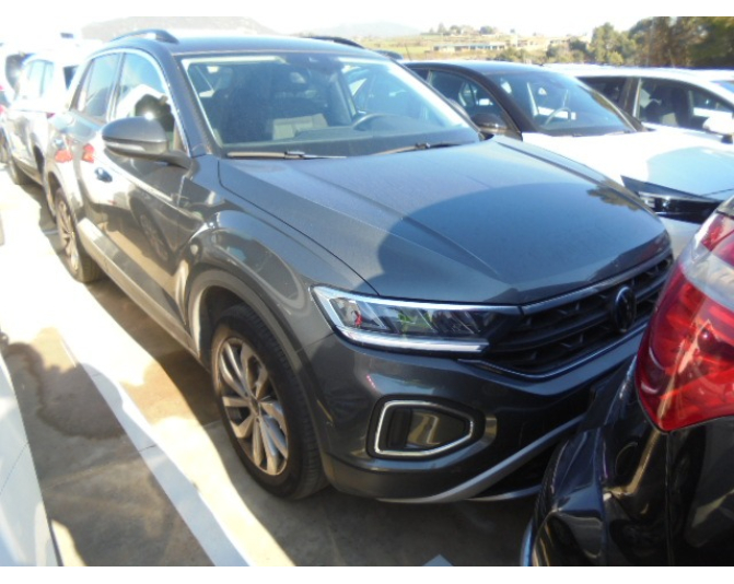 VOLKSWAGEN T-ROC