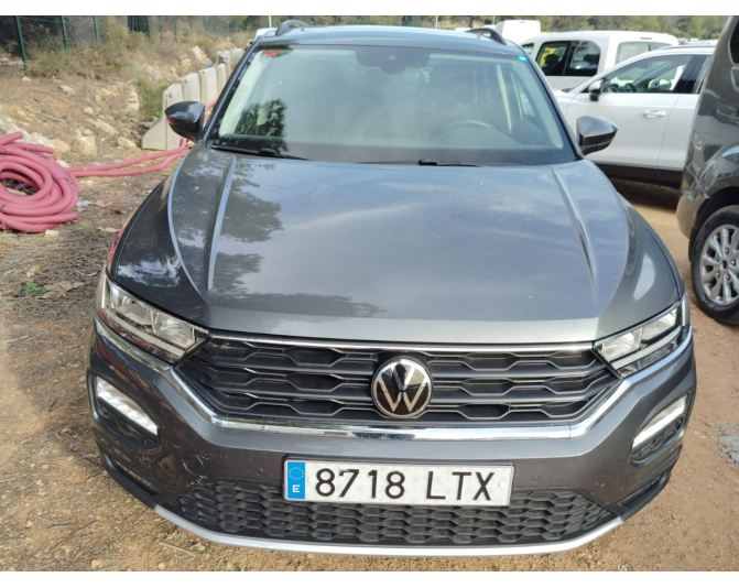 VOLKSWAGEN T-ROC