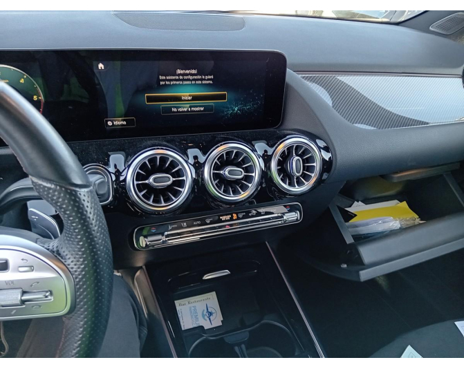 MERCEDES GLA