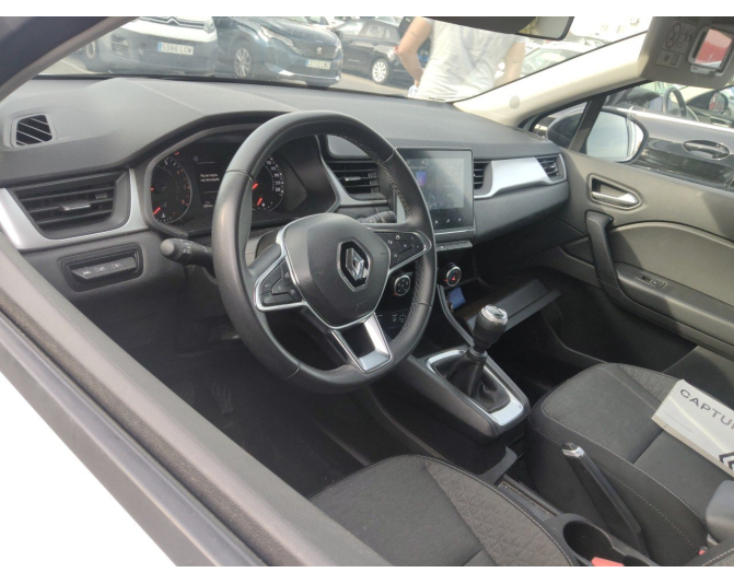 RENAULT CAPTUR