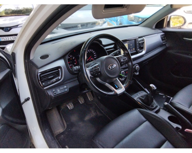 KIA STONIC