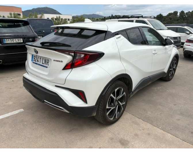 TOYOTA C-HR