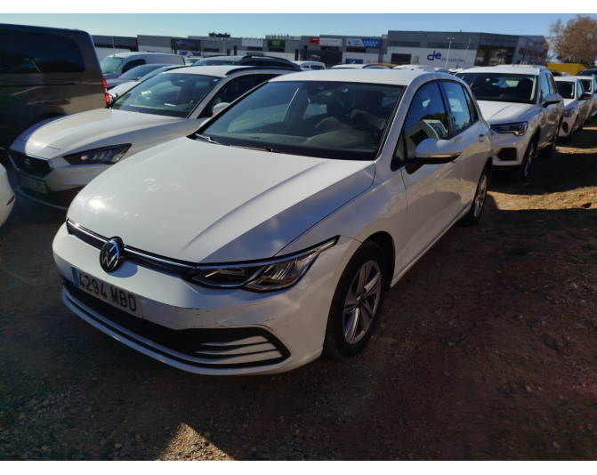 Renting cocheVOLKSWAGEN GOLF