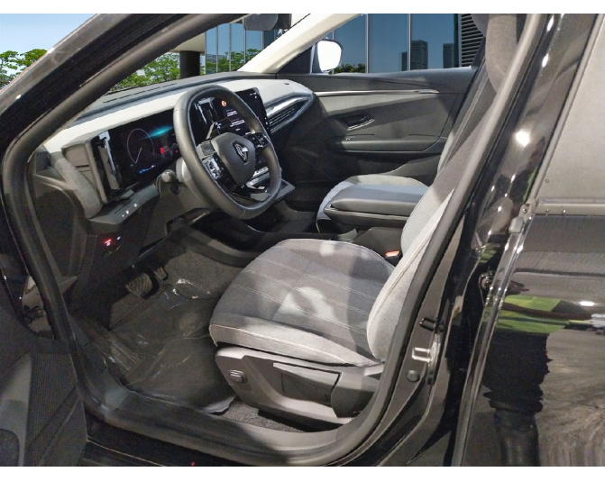 RENAULT MEGANE E-TECH