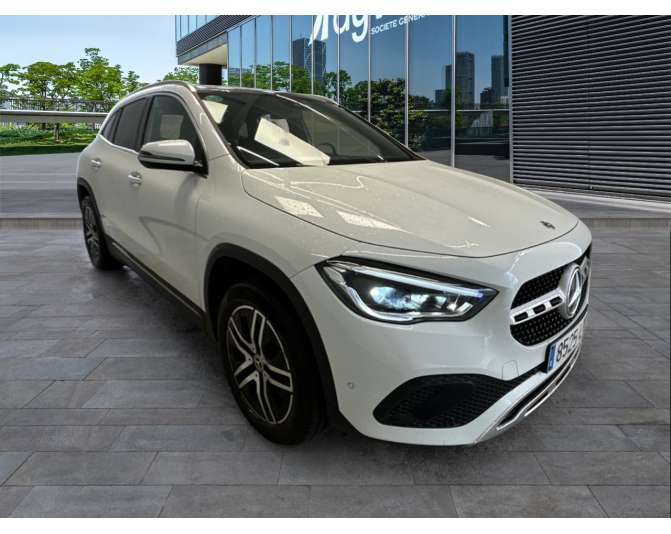 MERCEDES GLA