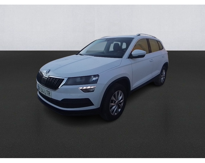 Renting cocheSKODA KAROQ