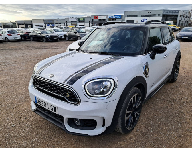 Renting cocheMINI COUNTRYMAN