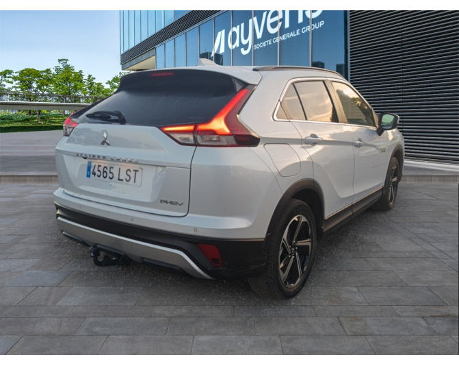 MITSUBISHI ECLIPSE CROSS
