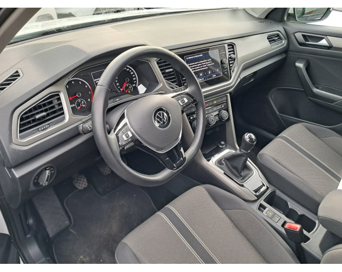 VOLKSWAGEN T-ROC