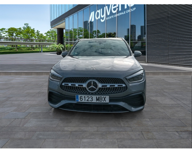 MERCEDES GLA