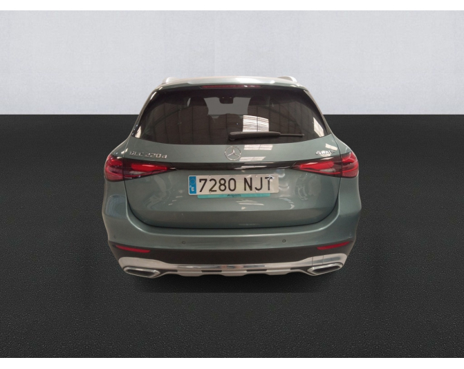 MERCEDES GLC