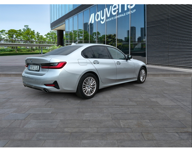 BMW SERIES 3