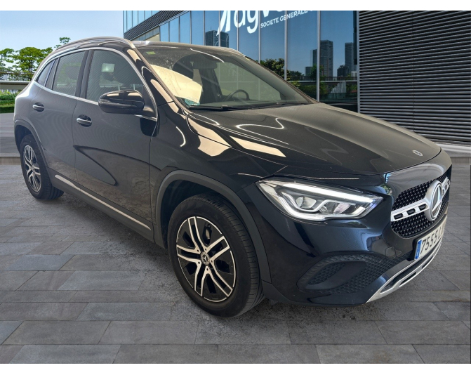 MERCEDES GLA