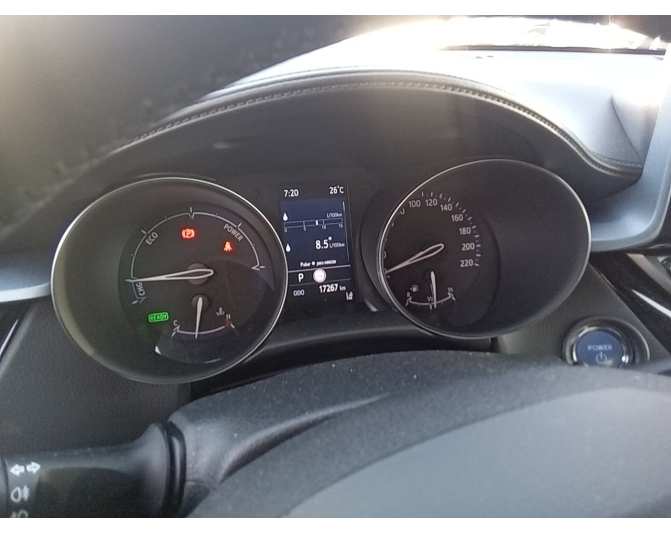 TOYOTA C-HR