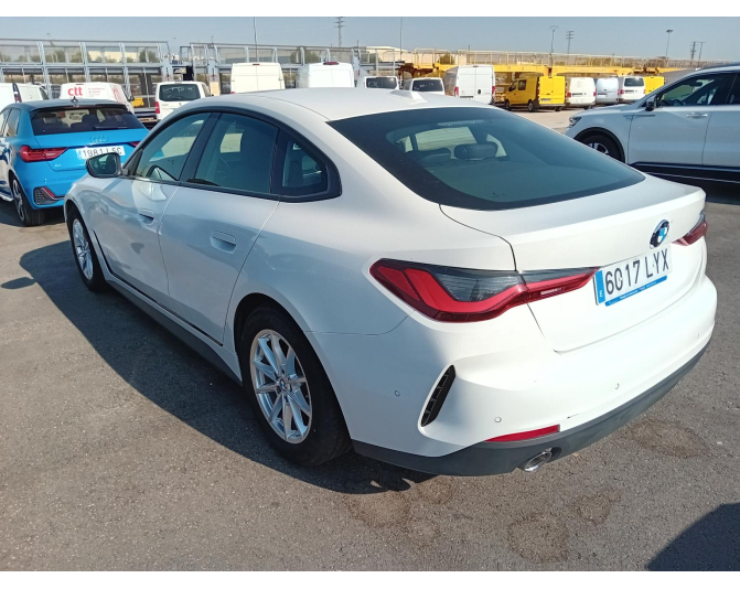 BMW SERIES 4