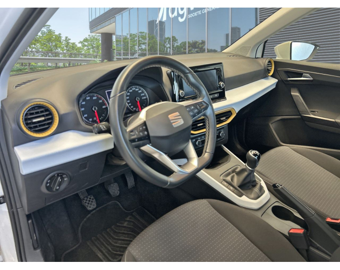SEAT ARONA