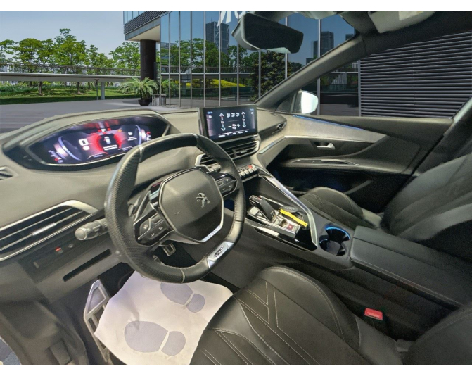 PEUGEOT 5008