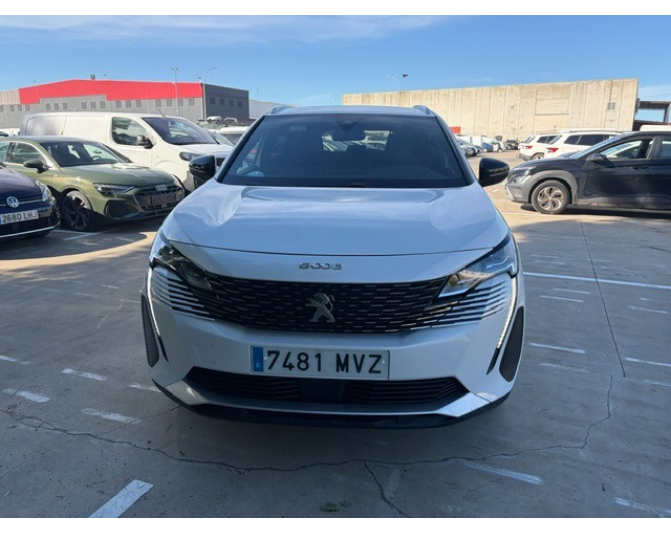 PEUGEOT 5008