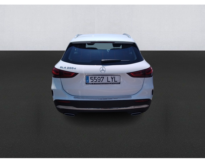 MERCEDES GLA