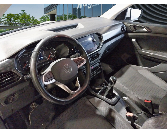 VOLKSWAGEN T-CROSS