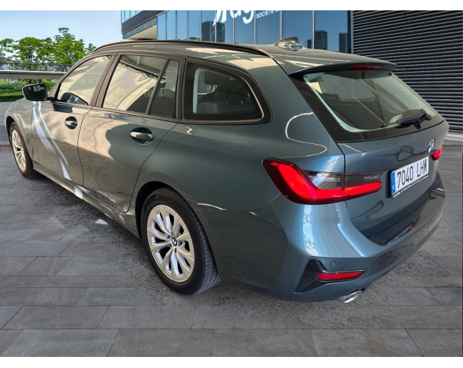 BMW SERIES 3