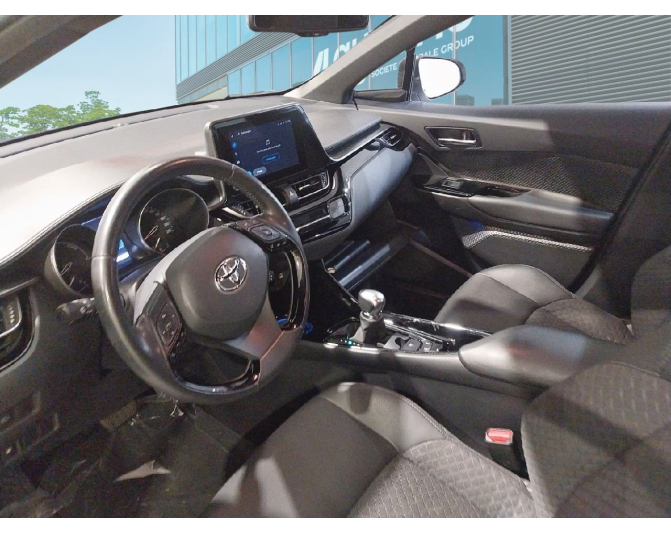 TOYOTA C-HR
