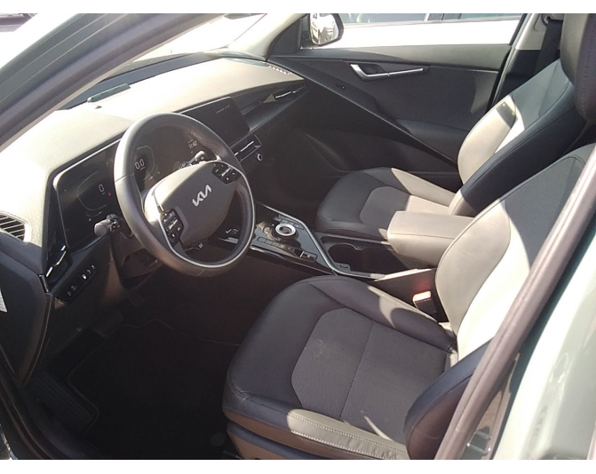 KIA NIRO