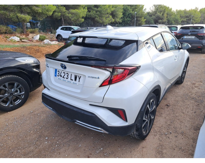 TOYOTA C-HR