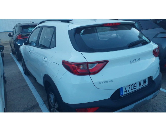 KIA STONIC