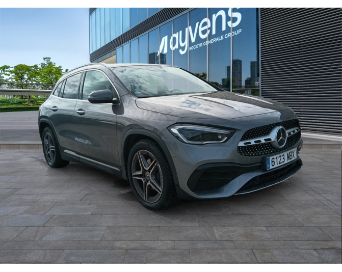MERCEDES GLA