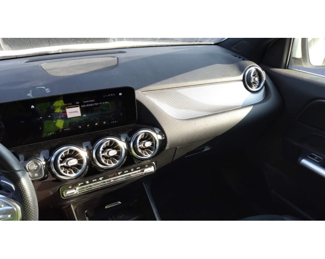 MERCEDES GLA