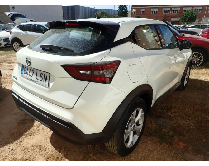 NISSAN JUKE