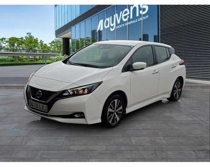 Renting cocheNISSAN LEAF