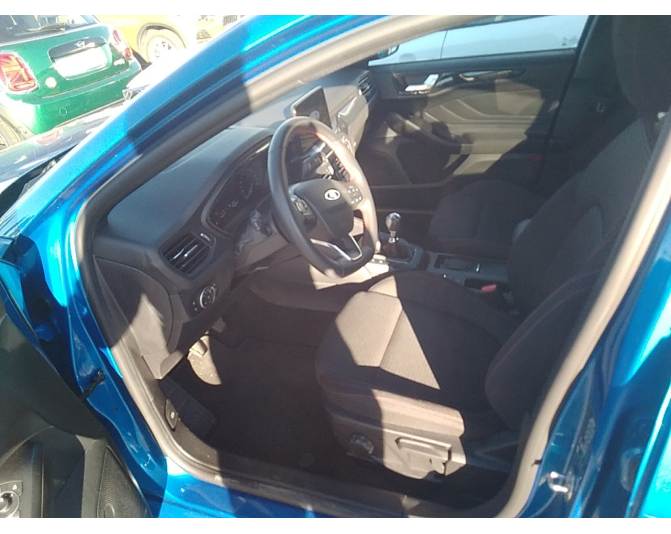 FORD FOCUS
