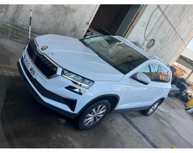 Renting cocheSKODA KAROQ