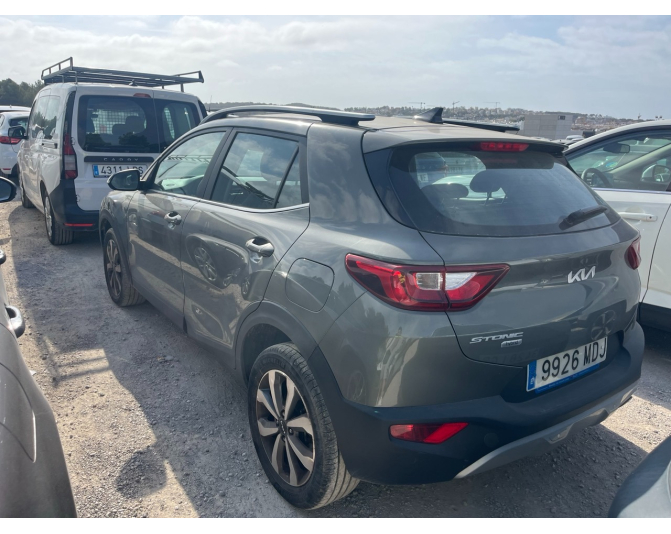 KIA STONIC
