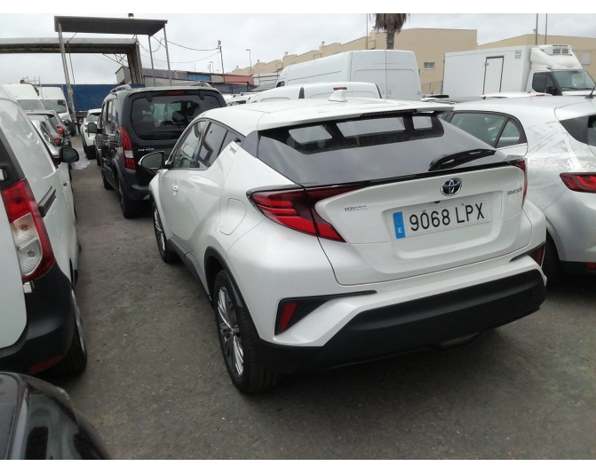 TOYOTA C-HR