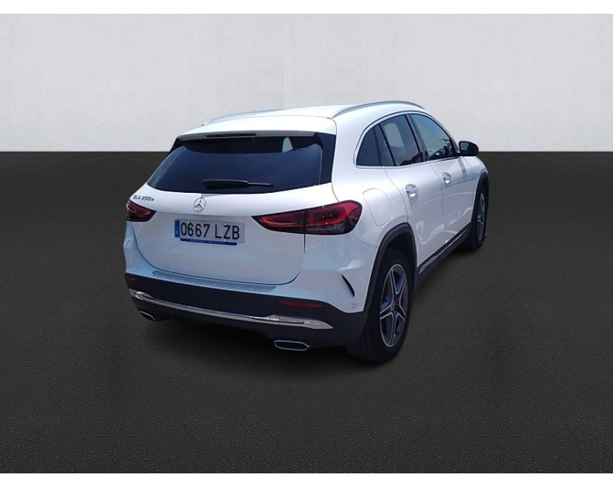 MERCEDES GLA