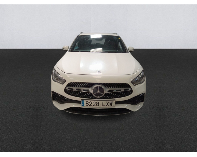 MERCEDES GLA