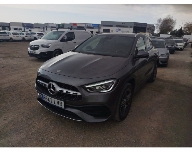 Renting cocheMERCEDES GLA