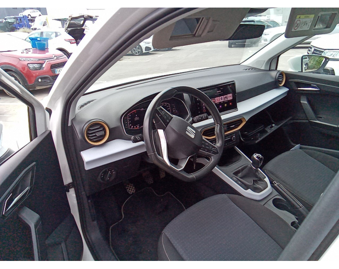 SEAT ARONA