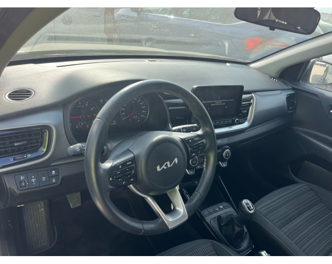 KIA STONIC