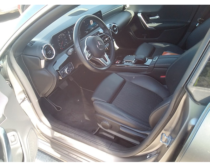 MERCEDES CLA