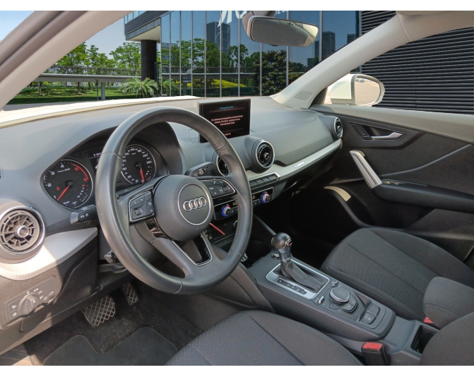 AUDI Q2